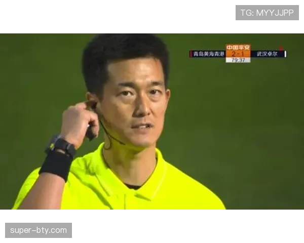 未鸣哨就发任意球,裁判为何不判重发? 未鸣哨就发任意球,裁判为何不判重发?